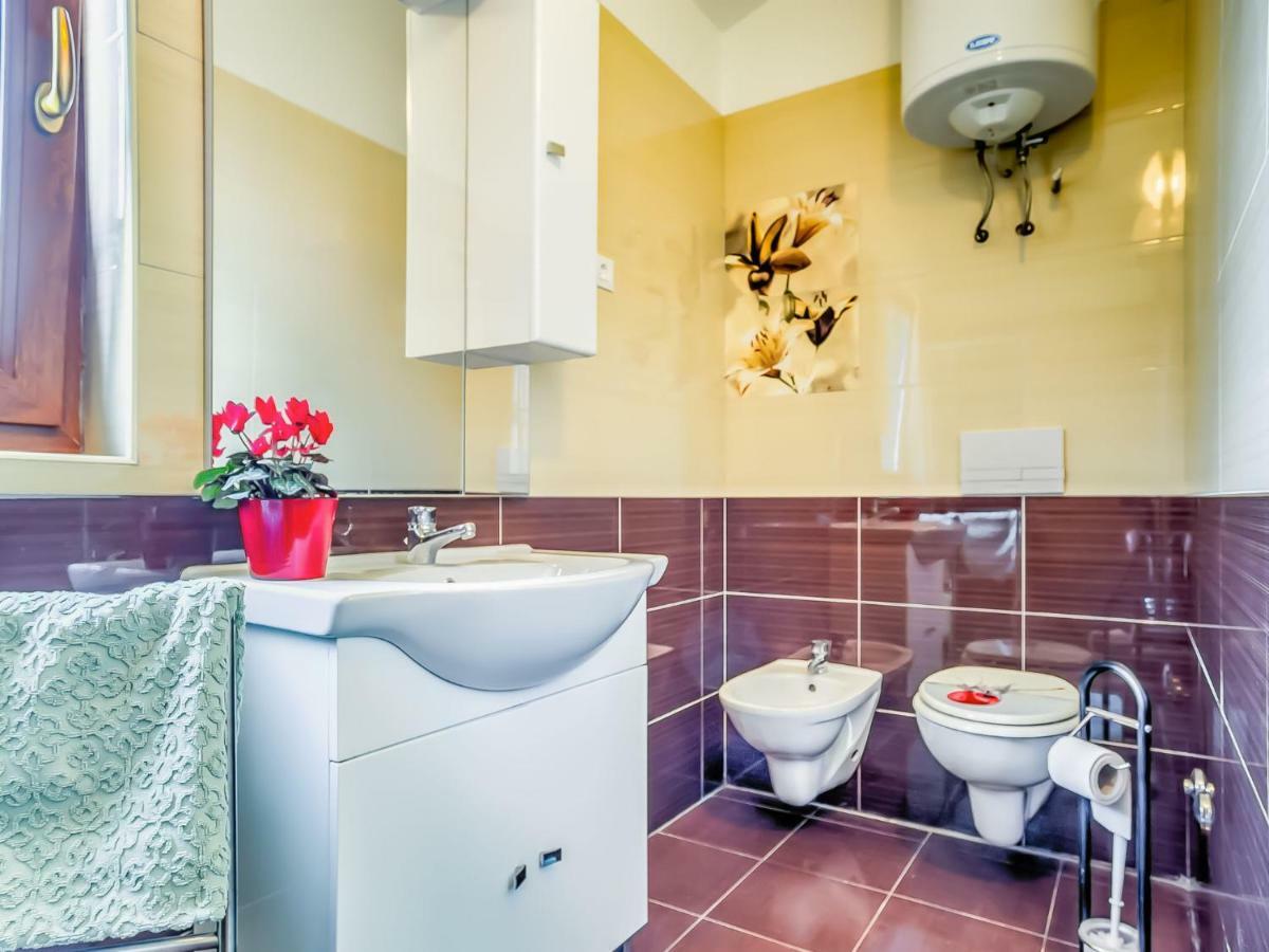 Apartment Ulika-4 By Interhome Tar-Vabriga Екстер'єр фото